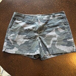 Soho Women's Cargo Shorts - Gray Camouflage